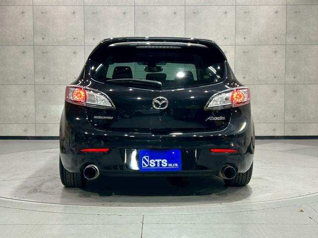 マツダスピードアクセラ ベースグレード　ＥＸＡＳマフラー　ＢＬＩＴＺ車高調・エアクリ・ブローオフ　純正エアロパーツ　ＬＥＤライト　純正１８インチＡＷ　純正ナビ　フルセグＴＶ　ハーフレザー　社外シフトノブ　ＢＯＳＥサウンド　スペアキー　ＥＴＣ（16枚目）