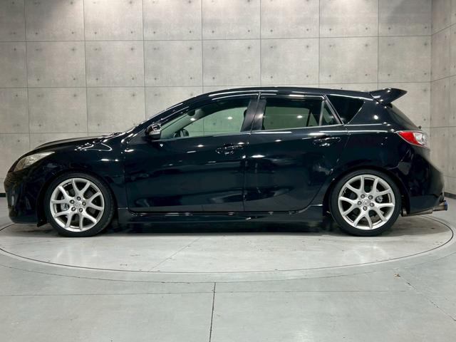 マツダスピードアクセラ ベースグレード　ＥＸＡＳマフラー　ＢＬＩＴＺ車高調・エアクリ・ブローオフ　純正エアロパーツ　ＬＥＤライト　純正１８インチＡＷ　純正ナビ　フルセグＴＶ　ハーフレザー　社外シフトノブ　ＢＯＳＥサウンド　スペアキー　ＥＴＣ（20枚目）