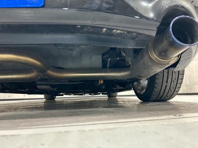マツダスピードアクセラ ベースグレード　ＥＸＡＳマフラー　ＢＬＩＴＺ車高調・エアクリ・ブローオフ　純正エアロパーツ　ＬＥＤライト　純正１８インチＡＷ　純正ナビ　フルセグＴＶ　ハーフレザー　社外シフトノブ　ＢＯＳＥサウンド　スペアキー　ＥＴＣ（25枚目）