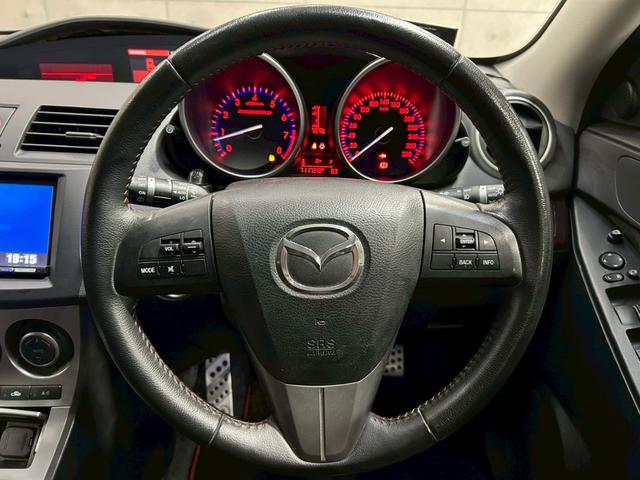 マツダスピードアクセラ ベースグレード　ＥＸＡＳマフラー　ＢＬＩＴＺ車高調・エアクリ・ブローオフ　純正エアロパーツ　ＬＥＤライト　純正１８インチＡＷ　純正ナビ　フルセグＴＶ　ハーフレザー　社外シフトノブ　ＢＯＳＥサウンド　スペアキー　ＥＴＣ（30枚目）