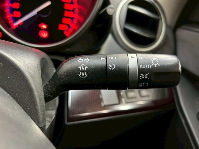 マツダスピードアクセラ ベースグレード　ＥＸＡＳマフラー　ＢＬＩＴＺ車高調・エアクリ・ブローオフ　純正エアロパーツ　ＬＥＤライト　純正１８インチＡＷ　純正ナビ　フルセグＴＶ　ハーフレザー　社外シフトノブ　ＢＯＳＥサウンド　スペアキー　ＥＴＣ（34枚目）