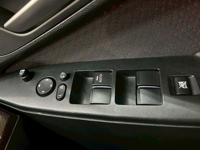 マツダスピードアクセラ ベースグレード　ＥＸＡＳマフラー　ＢＬＩＴＺ車高調・エアクリ・ブローオフ　純正エアロパーツ　ＬＥＤライト　純正１８インチＡＷ　純正ナビ　フルセグＴＶ　ハーフレザー　社外シフトノブ　ＢＯＳＥサウンド　スペアキー　ＥＴＣ（37枚目）