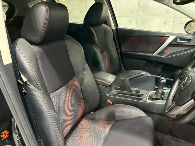マツダスピードアクセラ ベースグレード　ＥＸＡＳマフラー　ＢＬＩＴＺ車高調・エアクリ・ブローオフ　純正エアロパーツ　ＬＥＤライト　純正１８インチＡＷ　純正ナビ　フルセグＴＶ　ハーフレザー　社外シフトノブ　ＢＯＳＥサウンド　スペアキー　ＥＴＣ（46枚目）