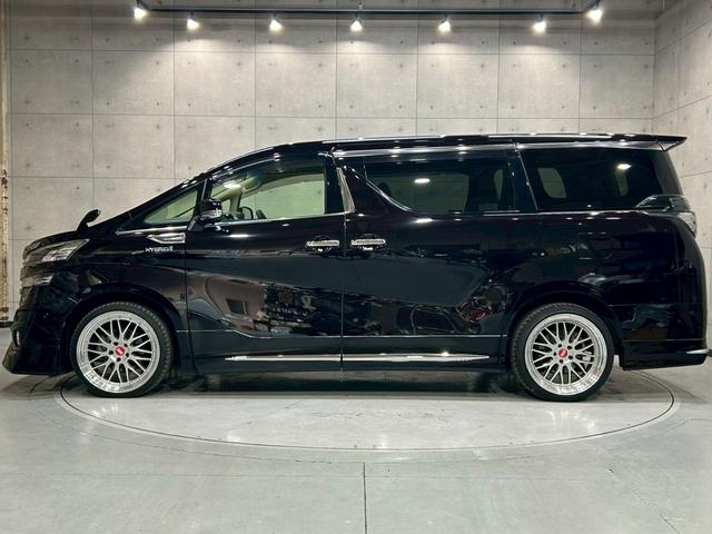 ヴェルファイアハイブリッド Ｘ　モデリスタフルエアロ　社外２０インチＡＷ　ムーンルーフ　両側パワスラ　ＬＥＤヘッドライト　フォグ　純正ナビ　フルセグＴＶ　ＢＴ接続　バックカメラ　フリップダウン　オートクルーズ　スマートキー　ＥＴＣ（20枚目）