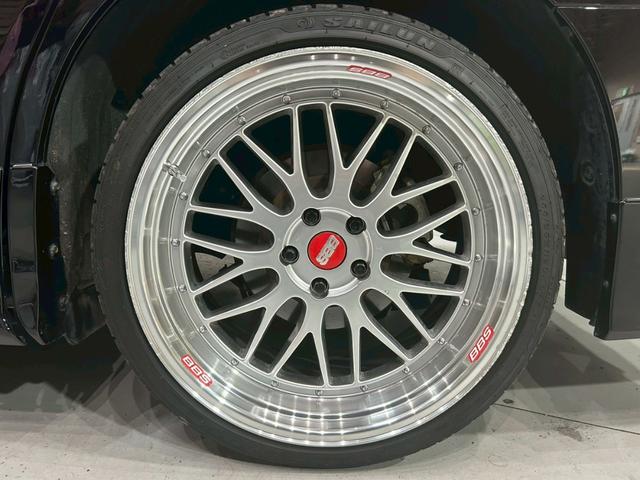 ヴェルファイアハイブリッド Ｘ　モデリスタフルエアロ　社外２０インチＡＷ　ムーンルーフ　両側パワスラ　ＬＥＤヘッドライト　フォグ　純正ナビ　フルセグＴＶ　ＢＴ接続　バックカメラ　フリップダウン　オートクルーズ　スマートキー　ＥＴＣ（62枚目）