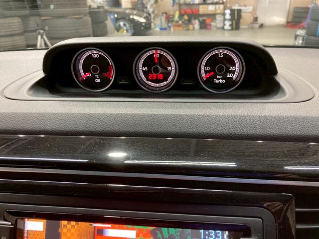 ザ・ビートル Ｒライン　ワンオーナー　純正１７インチアルミ　純正ナビ　フルセグＴＶ　Ｂｌｕｅｔｏｏｔｈ　バックモニター　フォグランプ　ピアノブラック内装　革巻きステア・シフト　スマートキー　スペアキー（32枚目）