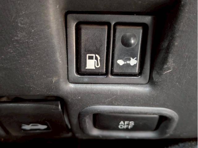 �R���f�B�V������c�����Ă���ׁA�W�����Ă���ԗ���Ԃɂ͎��M������܂��I����Ƃ����Ԃ���������������