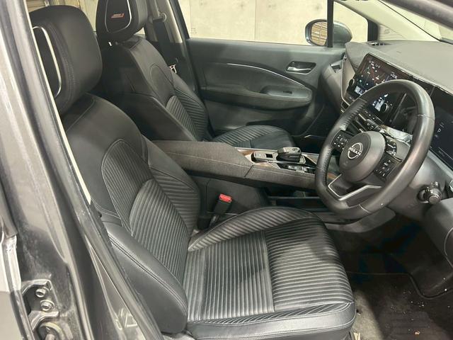 オーラ Ｇ　レザーエディション　弊社ユーザー様１オーナー　プロパイロット　電子パーキング　純正ナビ　フルセグＴＶ　アラウンドビューモニター　ＵＳＢ／タイプＣ　ドラレコ　レザーシート　ＬＥＤライト　Ａライト　純正ＡＷ　予備キー　ＥＴＣ（42枚目）