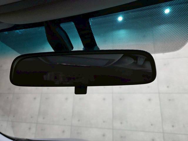 ＲＸ ＲＸ２７０　グレー全塗装　社外バンパー・グリル・マフラー・ＬＥＤヘッドライト　ルーフラック　社外１７インチアルミ　純正ナビ　フルセグＴＶ　バックモニター　レザーシート　パワーシート　クルコン　スマートキー　ＥＴＣ（37枚目）