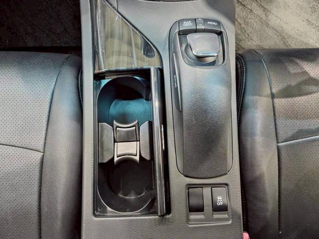 ＲＸ ＲＸ２７０　グレー全塗装　社外バンパー・グリル・マフラー・ＬＥＤヘッドライト　ルーフラック　社外１７インチアルミ　純正ナビ　フルセグＴＶ　バックモニター　レザーシート　パワーシート　クルコン　スマートキー　ＥＴＣ（40枚目）