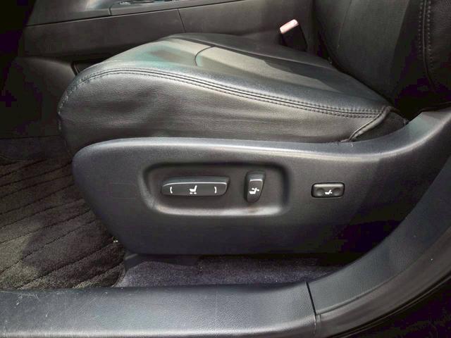 ＲＸ ＲＸ２７０　グレー全塗装　社外バンパー・グリル・マフラー・ＬＥＤヘッドライト　ルーフラック　社外１７インチアルミ　純正ナビ　フルセグＴＶ　バックモニター　レザーシート　パワーシート　クルコン　スマートキー　ＥＴＣ（55枚目）