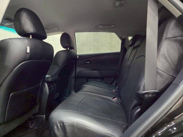 ＲＸ ＲＸ２７０　グレー全塗装　社外バンパー・グリル・マフラー・ＬＥＤヘッドライト　ルーフラック　社外１７インチアルミ　純正ナビ　フルセグＴＶ　バックモニター　レザーシート　パワーシート　クルコン　スマートキー　ＥＴＣ（59枚目）