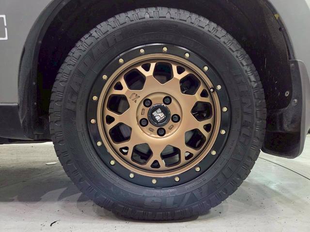 ＲＸ ＲＸ２７０　グレー全塗装　社外バンパー・グリル・マフラー・ＬＥＤヘッドライト　ルーフラック　社外１７インチアルミ　純正ナビ　フルセグＴＶ　バックモニター　レザーシート　パワーシート　クルコン　スマートキー　ＥＴＣ（67枚目）