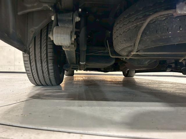 ハイエースワゴン ＧＬ　社外エアロ　ベットキッド　社外１８インチＡＷ　電動スライドドア　ＨＩＤヘッドライト　フォグ　社外ナビ　フルセグＴＶ　バックカメラ　フリップダウンモニター　リモコンキー　ＥＴＣ車載器　ユーザー様直接仕入（24枚目）