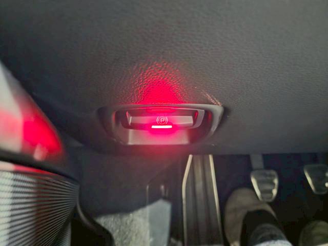 ケイマン ベースグレード　６速ＭＴ　左ハンドル　スポーツクロノＰＫＧ　スポーツエキゾーストシステム　Ｈ＆Ｒダウンサス　黒塗装１９ＡＷ　純正ナビ　ＤＴＶ　ＢＴ接続　バックカメラ　ハーフレザー　電動シート　シートヒーター　ドラレコ（36枚目）