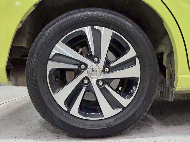 フリードハイブリッド ハイブリッド・ＥＸ　純正ナビ　フルセグＴＶ　Ｂｌｕｅｔｏｏｔｈ　バックカメラ　フリップダウン　ＬＥＤヘッドライト　両側パワスラ　純正１５インチＡＷ　ハーフレザーシート　シートヒーター　レーダークルーズ　スペアキー　ＥＴＣ（75枚目）