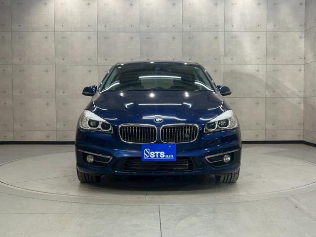 ２シリーズ ２１８ｉアクティブツアラー　ラグジュアリー　社外１８インチＡＷ　ＬＥＤヘッドライト　パワーバックドア　純正ナビ　Ｂｌｕｅｔｏｏｔｈ　リアカメラ　レザーシート　パワーシート　シートヒーター　レーダークルーズ　ＨＵＤ　ドラレコ　スマートキー　ＥＴＣ（7枚目）