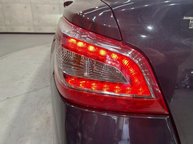 ティアナ XV ユーザー様直接仕入 純正17AW HIDヘッドライト ベージュレザーシート ベンチレーション 純正ナビ フルセグTV BT接続 アラウンドビューカメラ クルコン インテリジェントキー 予備キー ETC(17枚目)