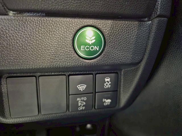 フィットハイブリッド Ｌパッケージ　ユーザー様直接仕入　純正ナビ　フルセグＴＶ　ＢＴ接続　バックモニター　ハーフレザーシート　ＬＥＤライト　オートライト　純正ホイール　ステアスイッチ　オートクルーズ　ドラレコ　プラズマクラスター　ＥＴＣ（34枚目）