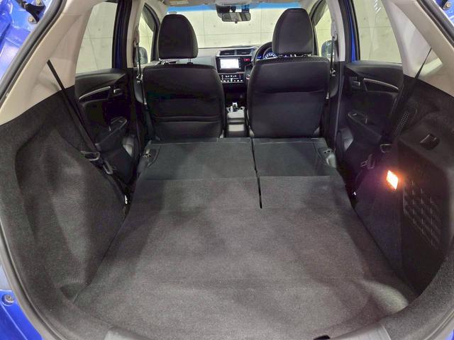 フィットハイブリッド Ｌパッケージ　ユーザー様直接仕入　純正ナビ　フルセグＴＶ　ＢＴ接続　バックモニター　ハーフレザーシート　ＬＥＤライト　オートライト　純正ホイール　ステアスイッチ　オートクルーズ　ドラレコ　プラズマクラスター　ＥＴＣ（66枚目）