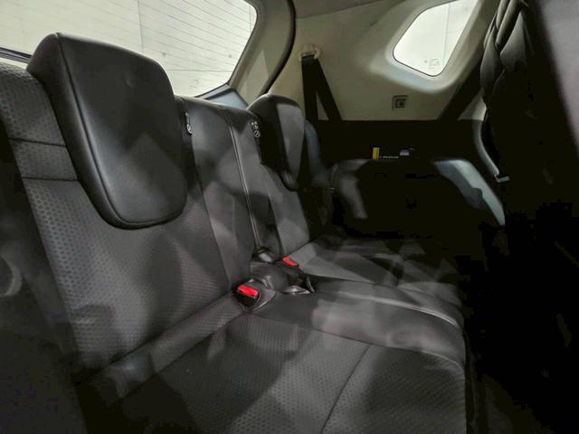 エクストレイル ２０Ｘ　エマージェンシーブレーキパッケージ　ワンオーナー　パノラミックガラスルーフ　純正ナビ　フルセグＴＶ　ＢＴ接続　アラウンドビューＭ　パワーバックドア　ＬＥＤヘッドライト　純正ＡＷ　ハーフレザーシート　シートヒーター　オートクルーズ　ＥＴＣ（68枚目）