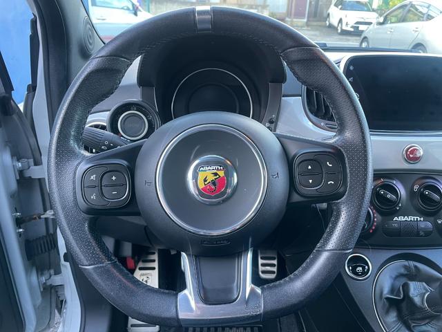 アバルト595 ベースグレード レコードモンツァマフラー、ECUチューン、左ハンドル、ディスプレイオーディオ(14枚目)