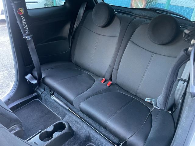 アバルト595 ベースグレード レコードモンツァマフラー、ECUチューン、左ハンドル、ディスプレイオーディオ(32枚目)