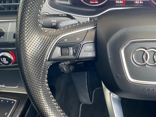 Ｑ７ 　３．０ＴＦＳＩクワトロ　Ｓラインパッケージ／パノラマＳＲ／アダプティブエアサス　／マトリックスＬＥＤ／純正ナビ／アラウンドビューカメラ／ブラックレザーシート／フルセグＴＶ／取説／保証書／スペアキー／（7枚目）