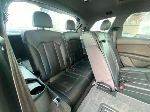 Ｑ７ 　３．０ＴＦＳＩクワトロ　Ｓラインパッケージ／パノラマＳＲ／アダプティブエアサス　／マトリックスＬＥＤ／純正ナビ／アラウンドビューカメラ／ブラックレザーシート／フルセグＴＶ／取説／保証書／スペアキー／（27枚目）