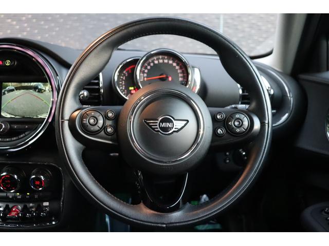 ＭＩＮＩ クーパーＳＤ　クラブマン　当店買取車両　インテリジェントＳ　ＡＣＣ　純正ナビ　ＢＴ　ＵＳＢ　Ｂカメラ　Ｐセンサー　ステアＳ　Ａライト　Ｆ／Ｒフォグ　Ａワイパー　アンビエントライト　純正１７インチＡＷ　ミラー一体型ＥＴＣ　禁煙（8枚目）