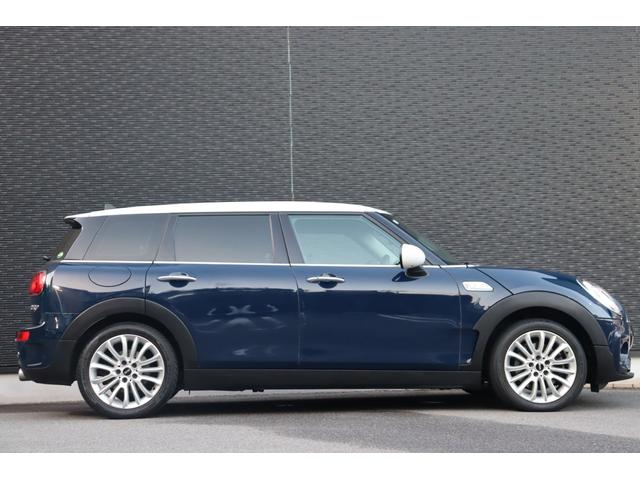 ＭＩＮＩ クーパーＳＤ　クラブマン　当店買取車両　インテリジェントＳ　ＡＣＣ　純正ナビ　ＢＴ　ＵＳＢ　Ｂカメラ　Ｐセンサー　ステアＳ　Ａライト　Ｆ／Ｒフォグ　Ａワイパー　アンビエントライト　純正１７インチＡＷ　ミラー一体型ＥＴＣ　禁煙（21枚目）