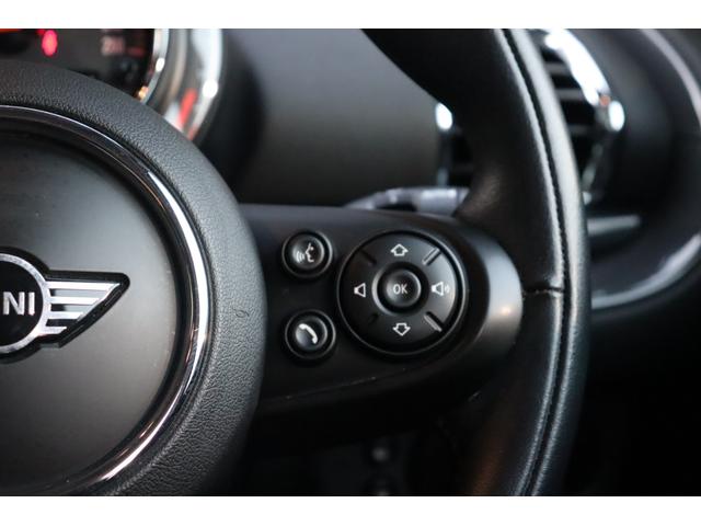 ＭＩＮＩ クーパーＳＤ　クラブマン　当店買取車両　インテリジェントＳ　ＡＣＣ　純正ナビ　ＢＴ　ＵＳＢ　Ｂカメラ　Ｐセンサー　ステアＳ　Ａライト　Ｆ／Ｒフォグ　Ａワイパー　アンビエントライト　純正１７インチＡＷ　ミラー一体型ＥＴＣ　禁煙（28枚目）
