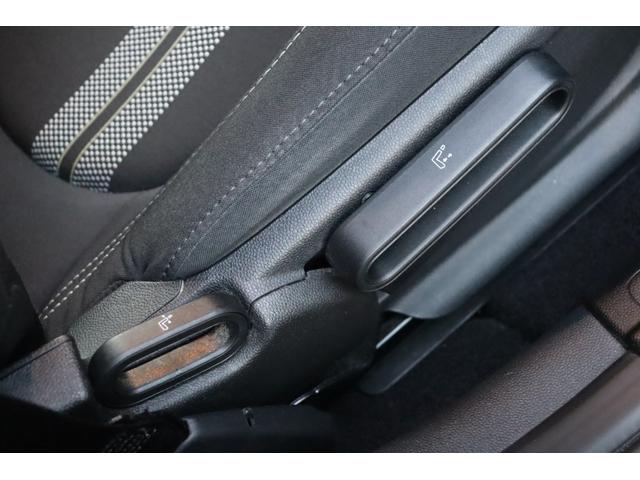 ＭＩＮＩ クーパーＳＤ　クラブマン　当店買取車両　インテリジェントＳ　ＡＣＣ　純正ナビ　ＢＴ　ＵＳＢ　Ｂカメラ　Ｐセンサー　ステアＳ　Ａライト　Ｆ／Ｒフォグ　Ａワイパー　アンビエントライト　純正１７インチＡＷ　ミラー一体型ＥＴＣ　禁煙（52枚目）