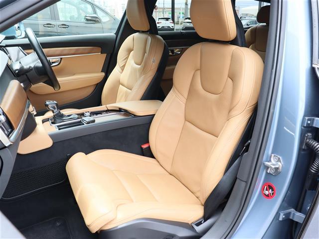 Ｖ９０ Ｔ６　ＡＷＤ　インスクリプション　パノラマＳＲ　Ｂｏｗｅｒｓ＆Ｗｉｌｋｉｎｓ　茶革　アクティブクルーズコントロール　ヘッドアップディスプレイ　ブラインドスポットモニター　レーンキープ　３６０°　純２０ＡＷ　純ナビ　ＬＥＤオートライト（12枚目）
