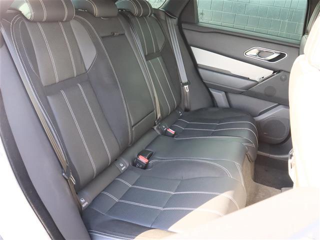 レンジローバーヴェラール Ｒ　ダイナミック　Ｓ　１８０ＰＳ　パノラマサンルーフ　アダプティブクルーズコントロール　レーンキープアシスト　ＭＥＲＩＤＩＡＮサウンド　純ナビ　フルセグＴＶ　３６０°　パワーリアゲート　パワーシート　シートＨ　エアシート　ＬＥＤライト（14枚目）