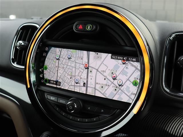 MINI ジョンクーパーワークス クロスオーバー 純正ナビ【BT/USB】インテリジェントセーフティ ヘッドアップディスプレイ アダプティブクルーズコントロール パドルシフト バックカメラ パーキングアシスト レザーシート ドライブレコーダー 禁煙車(4枚目)