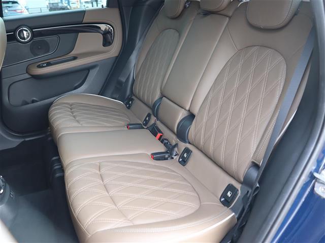 MINI ジョンクーパーワークス クロスオーバー 純正ナビ【BT/USB】インテリジェントセーフティ ヘッドアップディスプレイ アダプティブクルーズコントロール パドルシフト バックカメラ パーキングアシスト レザーシート ドライブレコーダー 禁煙車(15枚目)