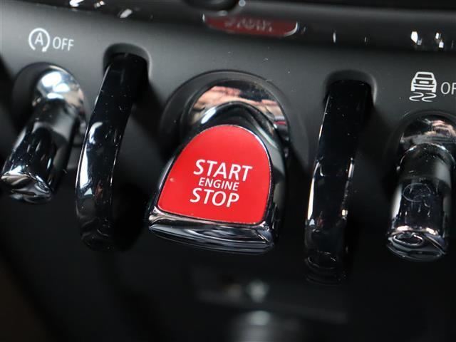 MINI ジョンクーパーワークス クロスオーバー 純正ナビ【BT/USB】インテリジェントセーフティ ヘッドアップディスプレイ アダプティブクルーズコントロール パドルシフト バックカメラ パーキングアシスト レザーシート ドライブレコーダー 禁煙車(31枚目)