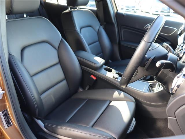 ＧＬＡクラス ＧＬＡ２２０　４マチック　レーダーセーフティＰＫＧ　黒革シート　シートヒーター　パワーテールゲート　アダプティブクルーズコントロール　純正ナビＴＶ　バックカメラ　キーレスゴー　ＥＴＣ　ダイナミックセレクト　アイドリングストップ（7枚目）