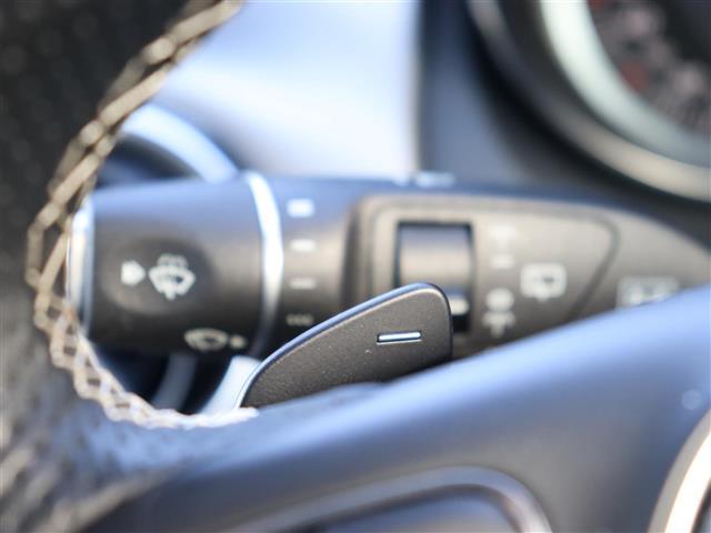 ＧＬＡクラス ＧＬＡ２２０　４マチック　レーダーセーフティＰＫＧ　黒革シート　シートヒーター　パワーテールゲート　アダプティブクルーズコントロール　純正ナビＴＶ　バックカメラ　キーレスゴー　ＥＴＣ　ダイナミックセレクト　アイドリングストップ（17枚目）