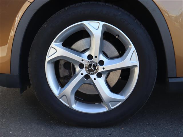 ＧＬＡクラス ＧＬＡ２２０　４マチック　レーダーセーフティＰＫＧ　黒革シート　シートヒーター　パワーテールゲート　アダプティブクルーズコントロール　純正ナビＴＶ　バックカメラ　キーレスゴー　ＥＴＣ　ダイナミックセレクト　アイドリングストップ（41枚目）