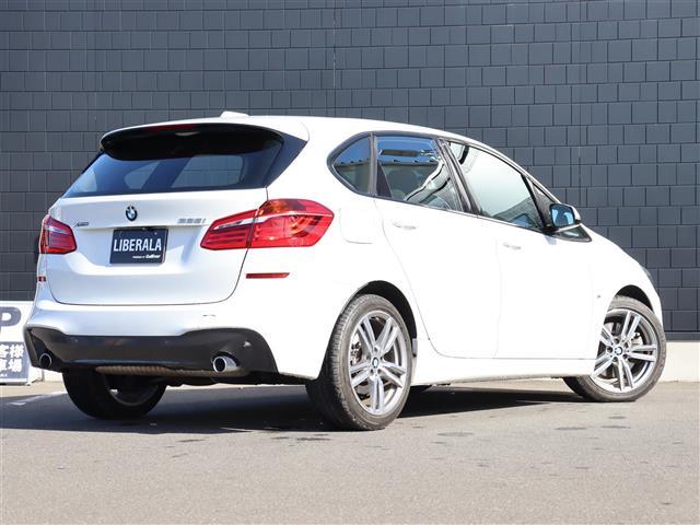２シリーズ ２２５ｉ　ｘＤｒｉｖｅアクティブツアラー　Ｍスポーツ　インテリジェントセーフティ　パワーシート　シートヒーター　純正ナビ　バックカメラ　コンフォートアクセス　パワーテールゲート　パドルシフト　コーナーセンサー　パーキングアシスト　ミラー型ＥＴＣ　ＬＥＤ（19枚目）