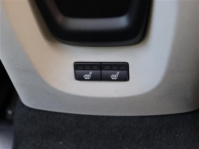 V40 クロスカントリー T5 AWDクラシックエディション 純正ナビ【BT/フルセグTV/HDD】ガラスルーフ 白レザーシート アダプティブクルーズコントロール パドルシフト シティセーフティ バックカメラ レーンキーピングエイド シートヒーター 禁煙車(38枚目)