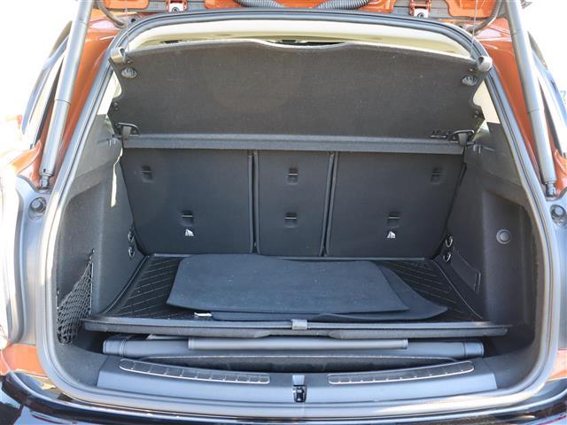 ＭＩＮＩ クーパーＤ　クロスオーバー　サンルーフ☆純正ディーラーナビ☆バックカメラ☆ヘッドアップディスプレイ☆ハーフレザーシート☆前席パワーシート☆前席シートヒーター☆ｈａｒｍａｎ　ｋａｒｄｏｎ（12枚目）