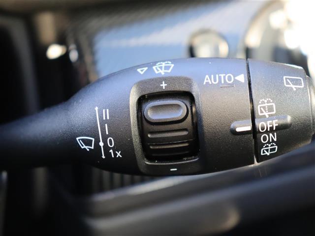 ＭＩＮＩ クーパーＤ　クロスオーバー　サンルーフ☆純正ディーラーナビ☆バックカメラ☆ヘッドアップディスプレイ☆ハーフレザーシート☆前席パワーシート☆前席シートヒーター☆ｈａｒｍａｎ　ｋａｒｄｏｎ（22枚目）