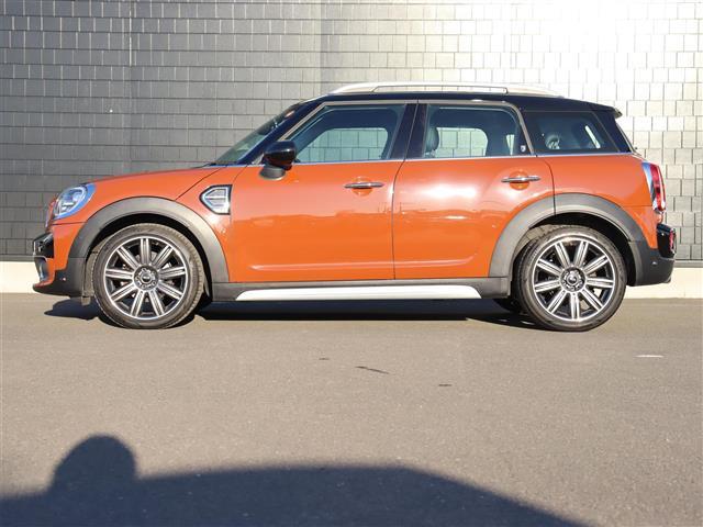 ＭＩＮＩ クーパーＤ　クロスオーバー　サンルーフ☆純正ディーラーナビ☆バックカメラ☆ヘッドアップディスプレイ☆ハーフレザーシート☆前席パワーシート☆前席シートヒーター☆ｈａｒｍａｎ　ｋａｒｄｏｎ（40枚目）