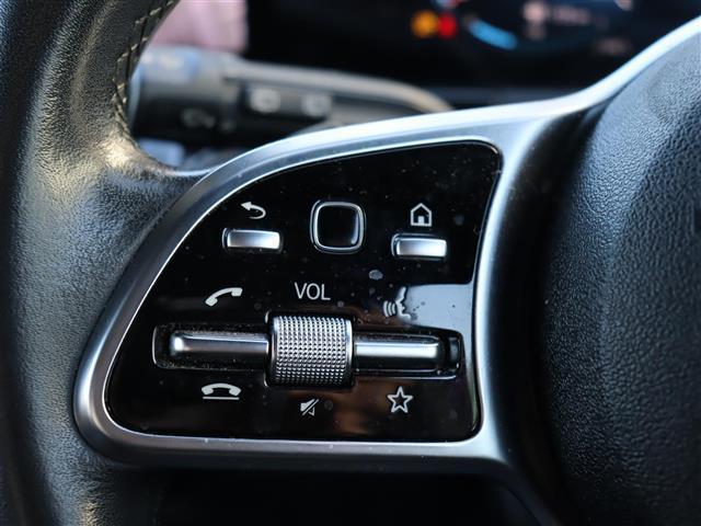 Bクラス B180 レーダーセーフティPKG パノラマスライディングルーフ 純正ナビ【BT/USB】ワイヤレス充電 360°カメラ ヘッドアップディスプレイ パワーバックドア レザーシート ACC シートヒーター 禁煙車(21枚目)