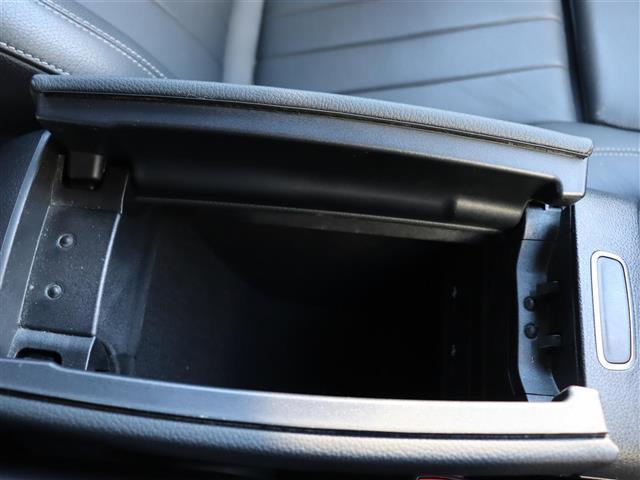 Bクラス B180 レーダーセーフティPKG パノラマスライディングルーフ 純正ナビ【BT/USB】ワイヤレス充電 360°カメラ ヘッドアップディスプレイ パワーバックドア レザーシート ACC シートヒーター 禁煙車(32枚目)