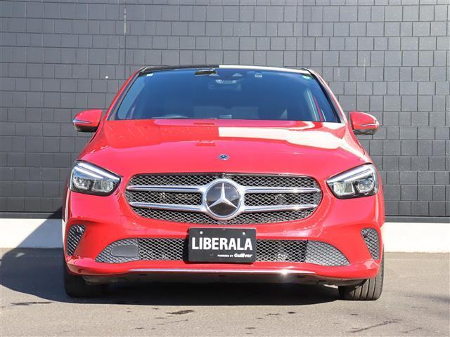 Bクラス B180 レーダーセーフティPKG パノラマスライディングルーフ 純正ナビ【BT/USB】ワイヤレス充電 360°カメラ ヘッドアップディスプレイ パワーバックドア レザーシート ACC シートヒーター 禁煙車(39枚目)