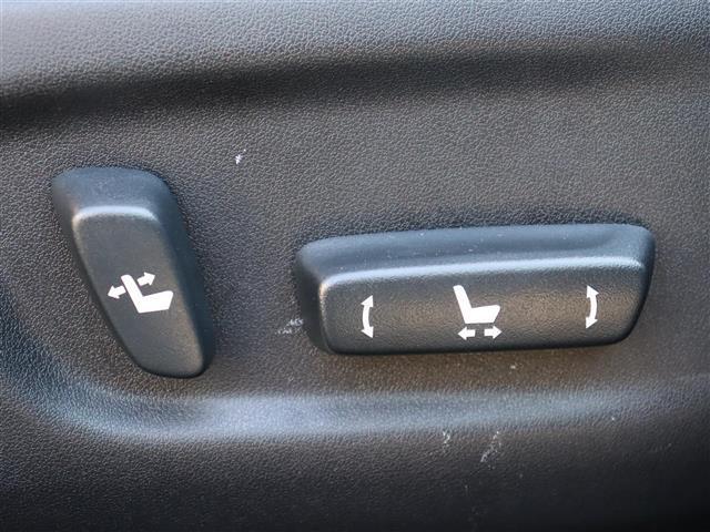 CT CT200h バージョンL 純正ディーラーナビバックカメラワンセグTVパドルシフトレザーシート前席パワーシート前席シートヒーターステアリングヒーター純正アルミ夏タイヤ17インチ(25枚目)